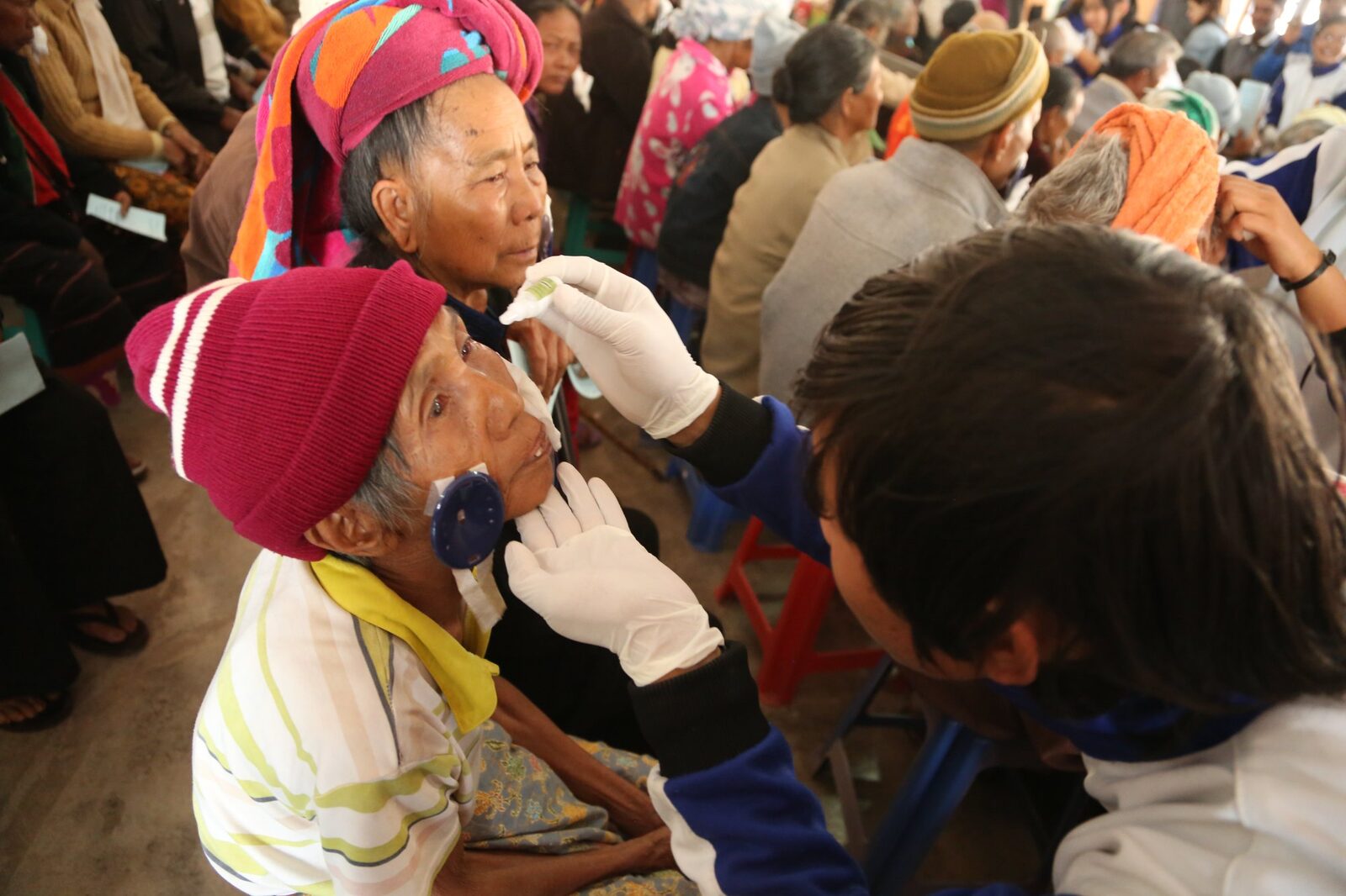 Eye care treatment in Burma